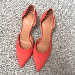 Salmon suede Vince heals